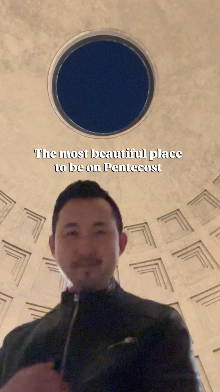 Every year on Pentecost Sunday one of Rome’s most breathtaking traditions takes place inside the Pantheon. Immediately following Holy Mass at noon, thousands of red rose petals are released through the great oculus high above the dome, cascading down upon the congregation below.
As the petals descend, the choir chants Veni Sancte Spiritus, one of the most beautiful hymns in Catholic tradition. The ritual symbolizes the descent of the Holy Spirit upon the Blessed Mother and the Apostles at Pentecost. Many historians believe this stunning custom dates back to 607 AD, when the ancient pagan temple was consecrated as a Catholic church.
Come Holy Spirit, fill me, use me, help me to be like Christ and become the saint you call me to be. 🙏🏼