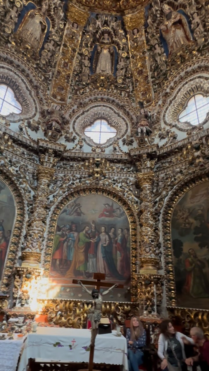 Speechless inside the Basilica of Our Lady of Ocotlán, Mexico. It was such a blessing to be able to visit holy sites, such as this one, a few years ago. Catholicism is beautiful.
The prayers of our Blessed Mother always lead us closer to her Son. 🙏🏼👑